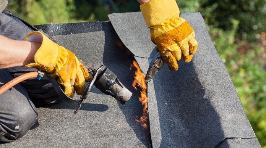 Expert Emergency Roof Repairs services in Ontonagon, MI